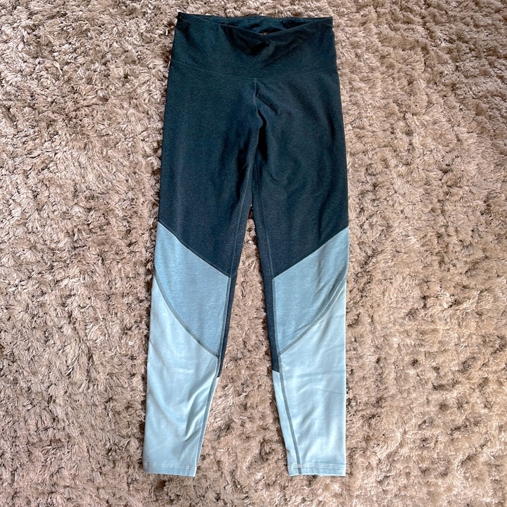 NWO Women’s Old Navy Cozycore high rise leggings Size: M, color: Teals